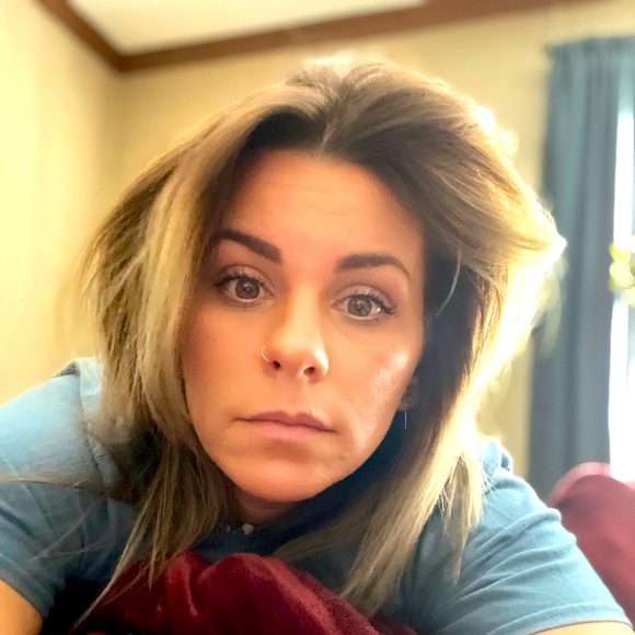 Meet your Posher, Ashton - Picture 1 of 1